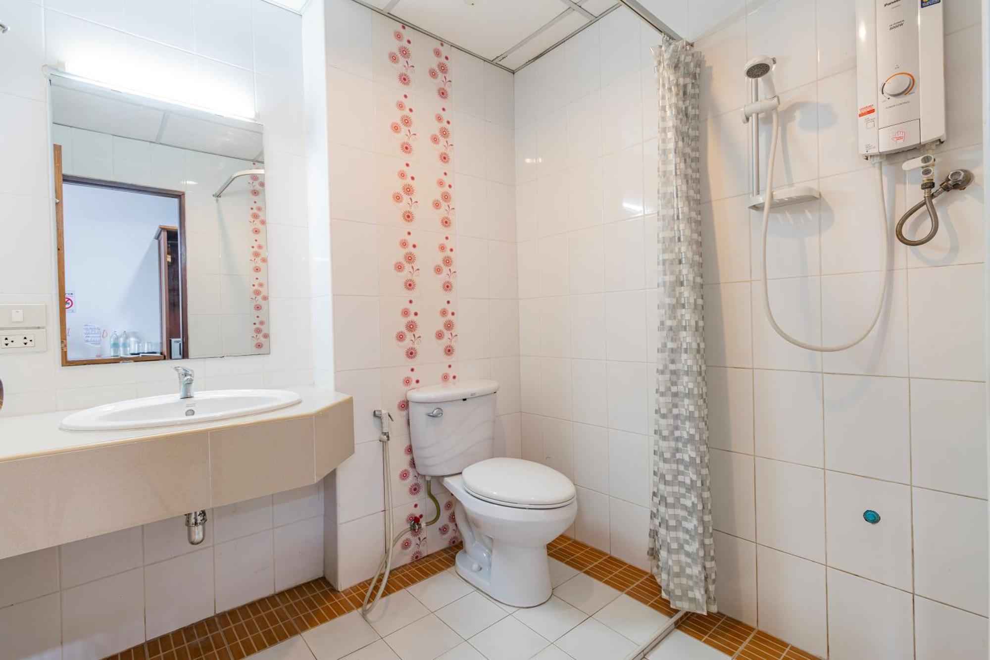 Budget Stars Hotel צ'יאנג מאי מראה חיצוני תמונה