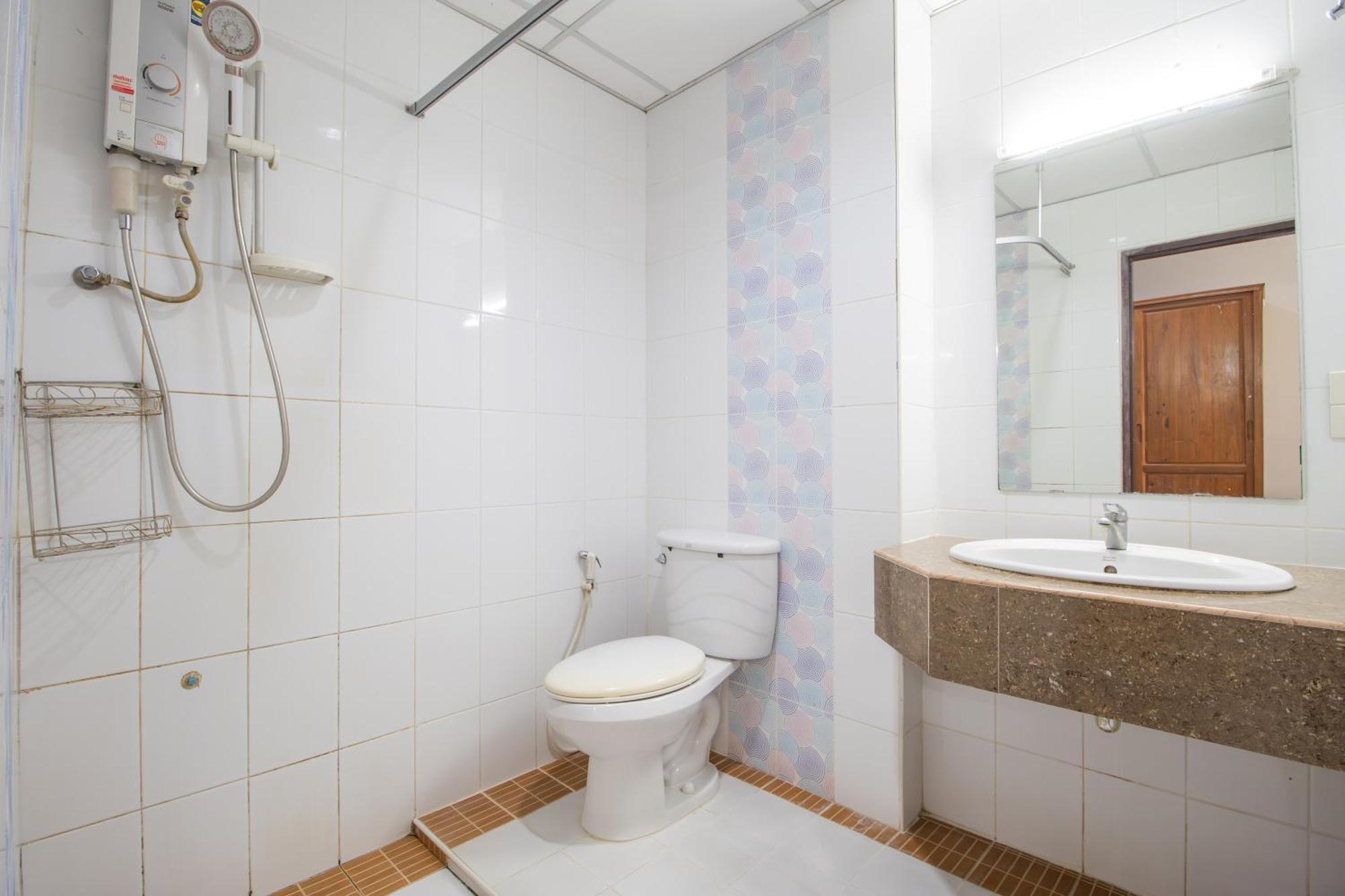 Budget Stars Hotel צ'יאנג מאי מראה חיצוני תמונה